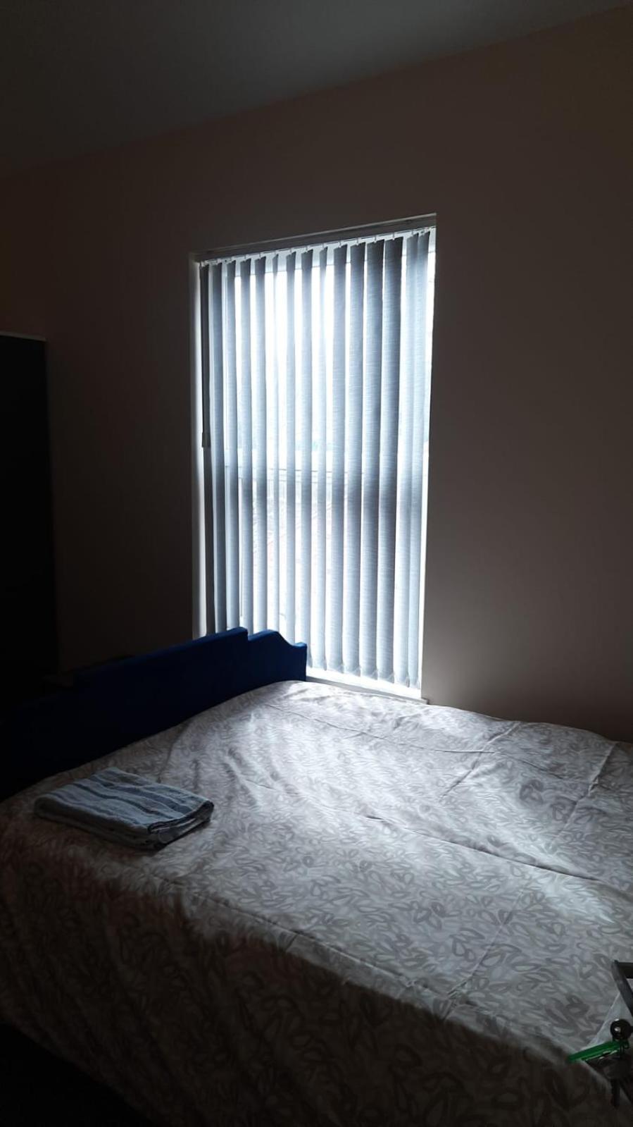 Lovely Bedroom With Shared Kitchen & Bathroom Free Parking Walsall Kültér fotó